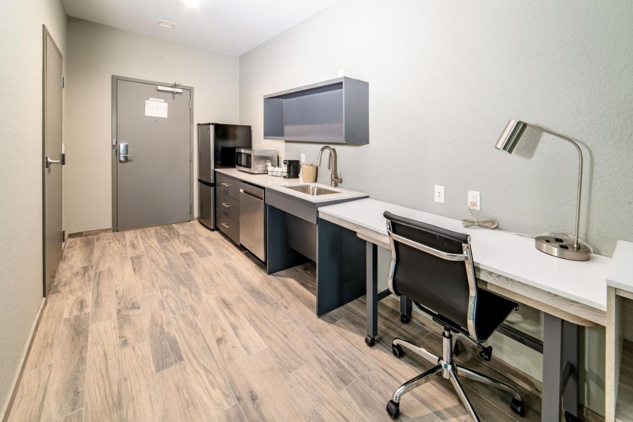 Everglades Adventures Hotel Suites By Ivey House Buitenkant foto
